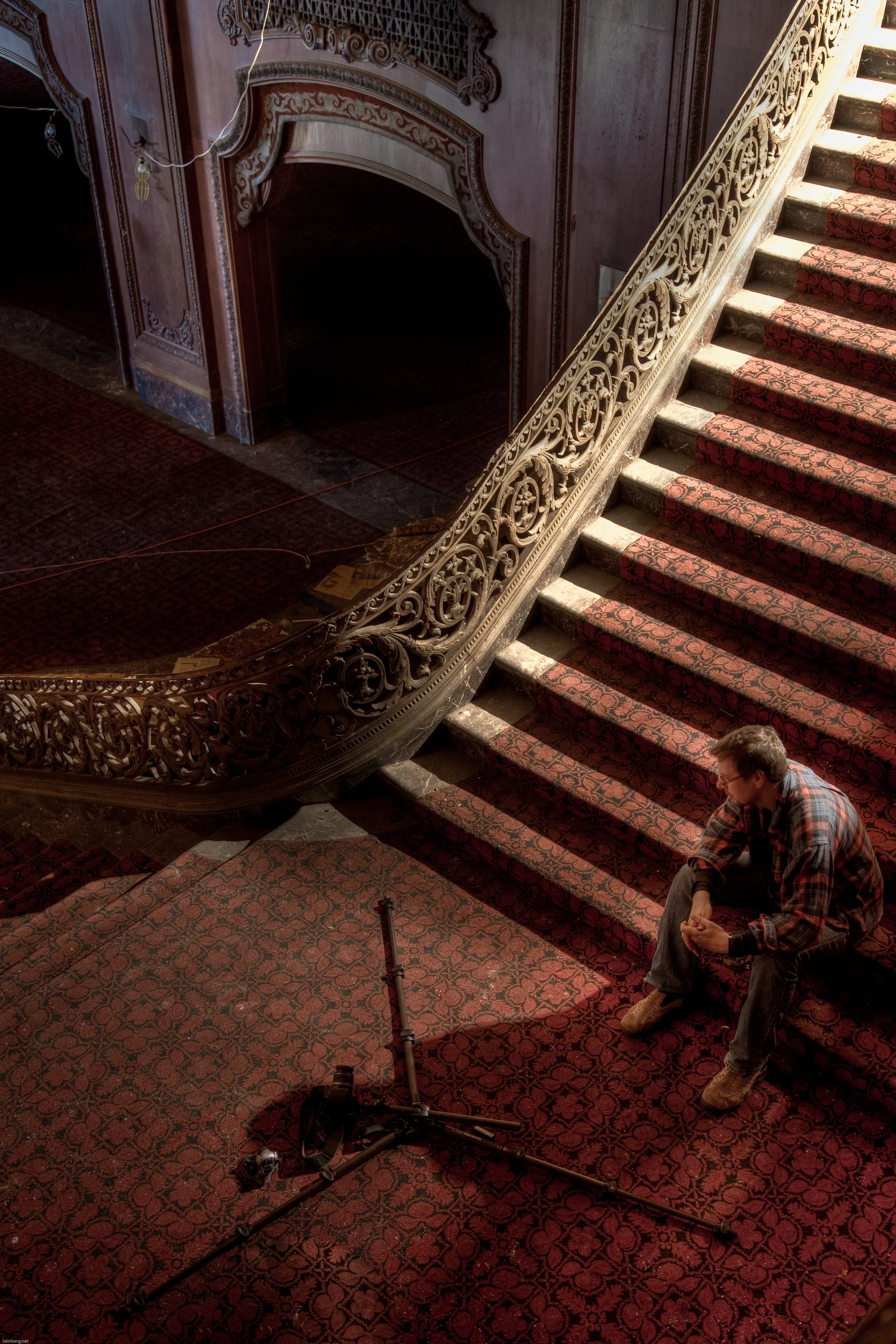 Kings Theatre chandelier